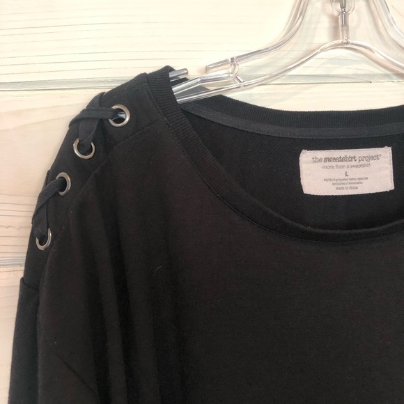 💕2 for $20 The sweatshirt project Tie design on shoulder - Picture 5 of 8